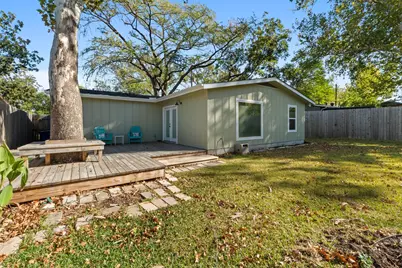 2205 N Plains Avenue, Austin, TX 78757 - Photo 36