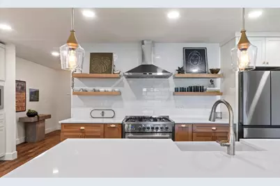 2205 N Plains Avenue, Austin, TX 78757 - Photo 12