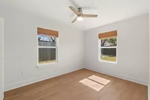 2205 N Plains Ave, Austin, TX 78757 - Photo 28