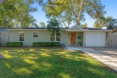 2205 N Plains Avenue, Austin, TX 78757 - Photo 1