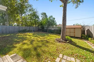 2205 N Plains Ave, Austin, TX 78757 - Photo 32