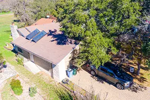 86 Champions Cir, Wimberley, TX 78676 - Photo 22