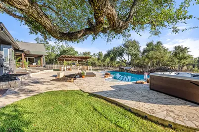 220 Fawn Meadow Drive, Dripping Springs, TX 78620 - Photo 26