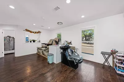 303 Childress Drive, Rockdale, TX 76567 - Photo 10