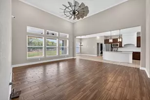 815 Serene Waters St, Spring Branch, TX 78070 - Photo 12