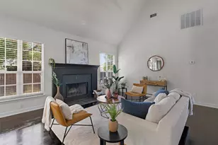 312 Country Club Dr, La Grange, TX 78945 - Photo 10