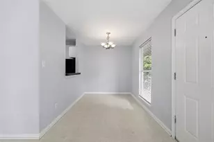 400 W 35th St, Austin, TX 78705 - Photo 6