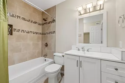 400 W 35th Street #201, Austin, TX 78705 - Photo 20