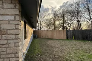 407 Vista W Ct, Bastrop, TX 78602 - Photo 14
