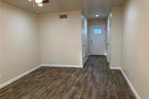 407 Vista W Ct, Bastrop, TX 78602 - Photo 2