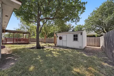 1105 Pigeon Forge Drive, Pflugerville, TX 78660 - Photo 14