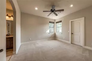 1036 Liberty Park Dr, Austin, TX 78746 - Photo 28