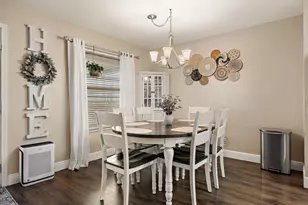 2100 Oaklawn Dr, Taylor, TX 76574 - Photo 10