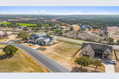 1409 Majestic Hills Boulevard, Spicewood, TX 78669 - Photo 6