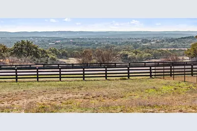1409 Majestic Hills Boulevard, Spicewood, TX 78669 - Photo 4