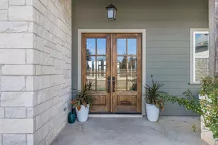 264 Timber Lake Dr, La Grange, TX 78945 - Photo 4