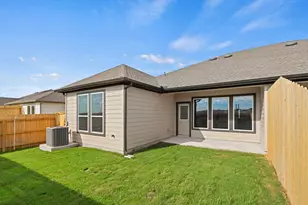 207 Backwood Pass, Taylor, TX 76574 - Photo 26