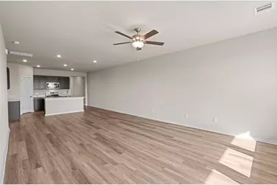 207 Backwood Pass, Taylor, TX 76574 - Photo 16