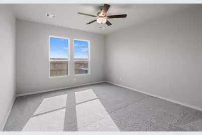 207 Backwood Pass, Taylor, TX 76574 - Photo 18