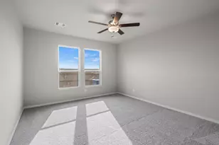 207 Backwood Pass, Taylor, TX 76574 - Photo 18