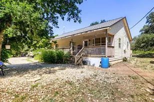 5401 Co Rd 200, Liberty Hill, TX 78642 - Photo 2