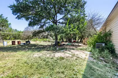 5401 County Road 200, Liberty Hill, TX 78642 - Photo 28