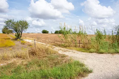 2689 County Road 419 Road, Taylor, TX 76574 - Photo 6