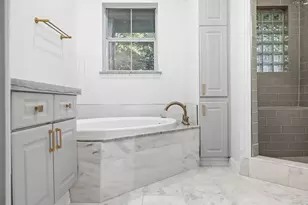 1701 Spyglass Dr, Austin, TX 78746 - Photo 20