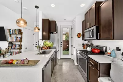 2601 Willow Street #B, Austin, TX 78702 - Photo 22