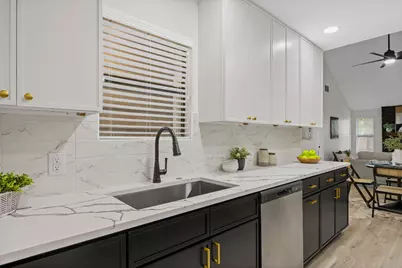 16043 Stoneham Circle, Pflugerville, TX 78660 - Photo 18