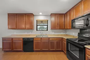 701 Big Sur Trail, Taylor, TX 76574 - Photo 10