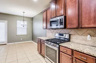 216 Isabel Ln, Kyle, TX 78640 - Photo 12