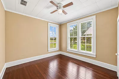 1231 N Saint Joseph Street, Gonzales, TX 78629 - Photo 12