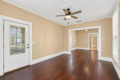 1231 N Saint Joseph Street, Gonzales, TX 78629 - Photo 4
