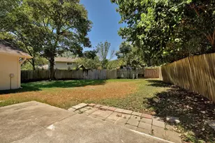 1306 Dusky Thrush Trail, Austin, TX 78746 - Photo 22