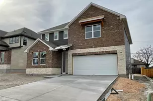 605 Palo Brea Loop, Hutto, TX 78634 - Photo 2