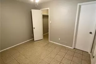 2500 Burleson Rd, Austin, TX 78741 - Photo 10