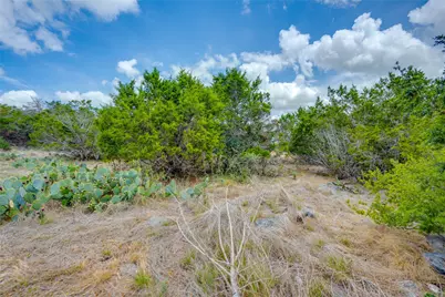 328 Valley Landing, New Braunfels, TX 78132 - Photo 6