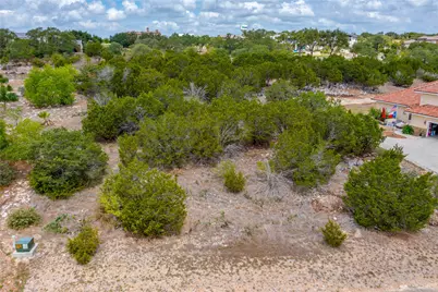 328 Valley Landing, New Braunfels, TX 78132 - Photo 4