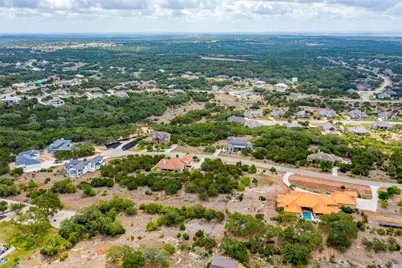 328 Valley Landing, New Braunfels, TX 78132 - Photo 10
