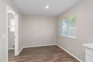 403 Lakemont Dr, Hutto, TX 78634 - Photo 10