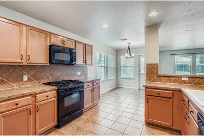 142 Sassafras Cove, Kyle, TX 78640 - Photo 10