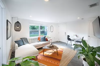 1119 Gunter Street #B, Austin, TX 78702 - Photo 1