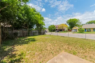 2300 Misty Morning Way, Round Rock, TX 78664 - Photo 16