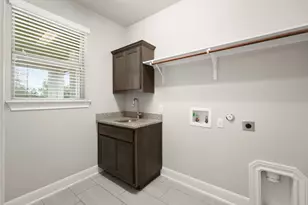 442 Jacksdaw Dr, Austin, TX 78737 - Photo 12