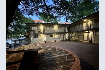 803 W 28th Street #106, Austin, TX 78705 - Photo 20