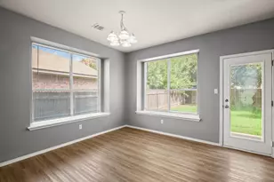 706 Johnny Bench Ct, Round Rock, TX 78665 - Photo 10