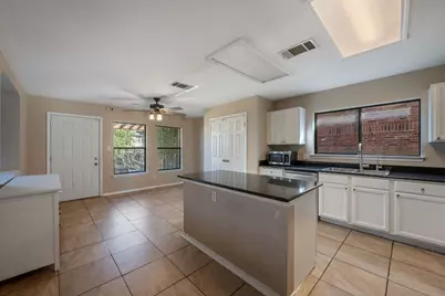 1506 Somerset Canyon Lane, Cedar Park, TX 78613 - Photo 10