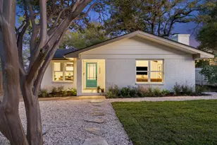 1505 Summit St, Austin, TX 78741 - Photo 1