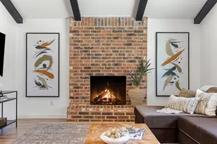 1505 Summit St, Austin, TX 78741 - Photo 8